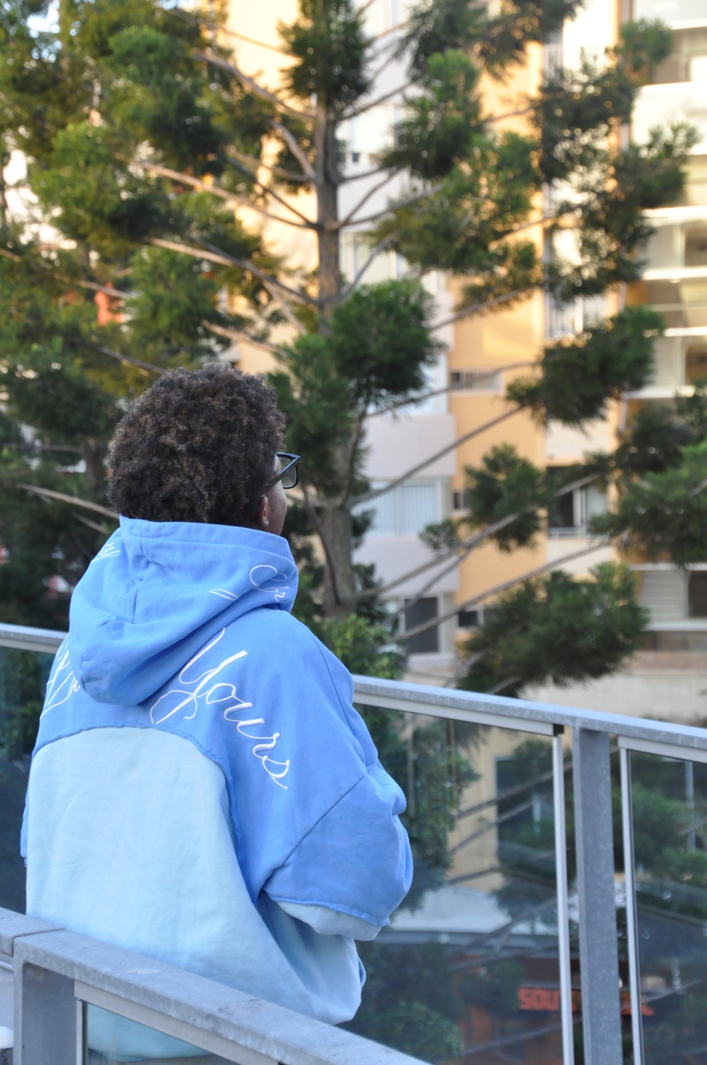 Gradient Hoodie Blue